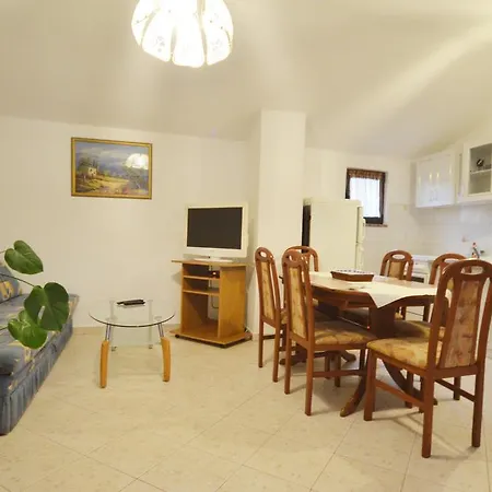 City Pecine Rovinj